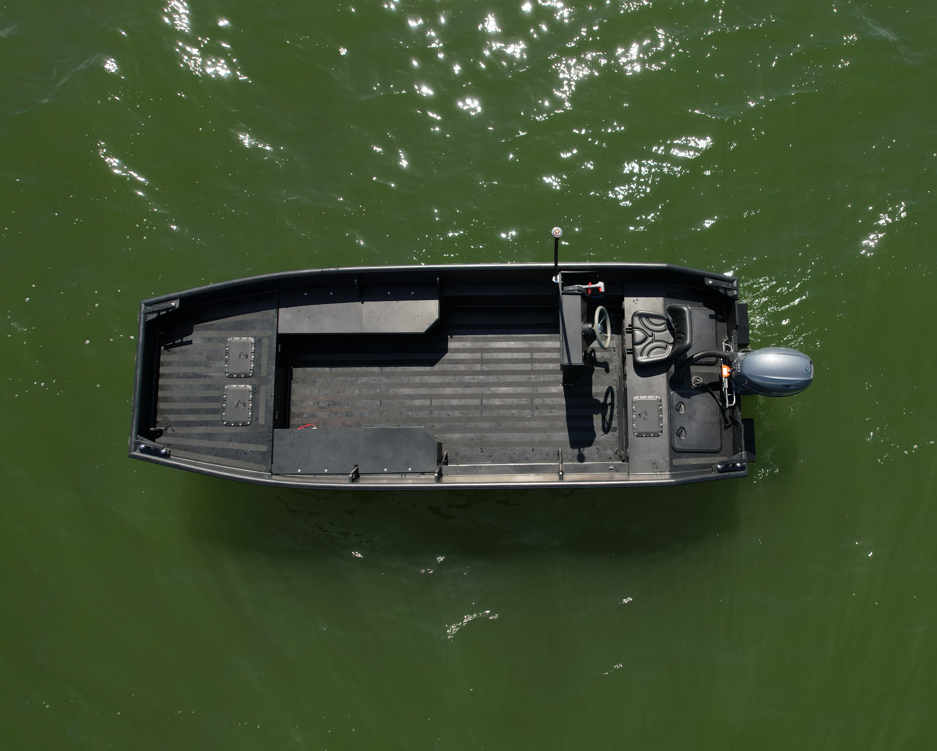 BJ 550 aerial top