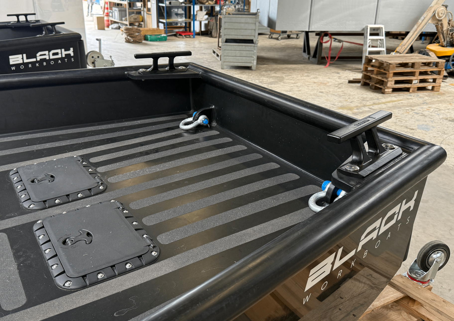 BJ 550 deck detail